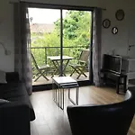 Feriehus Maison 2ch, Parking, A 10min De Bx, Calme