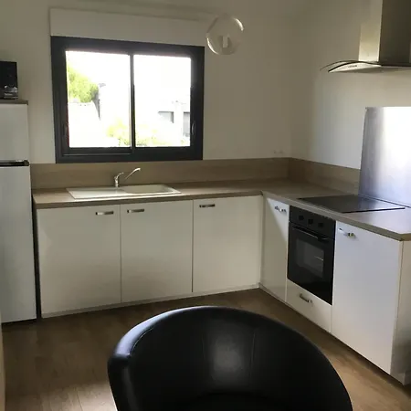 Maison 2ch, Parking, à 10min De Bx, Calme Mérignac