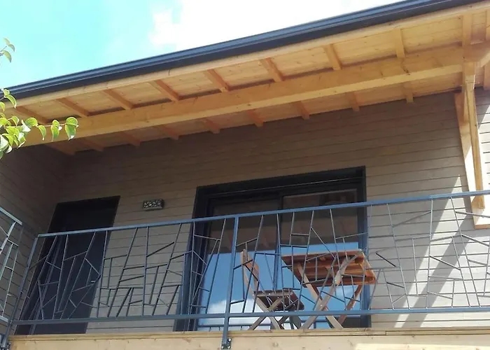 Hébergement de vacances Maison 2ch, Parking, à 10min De Bx, Calme