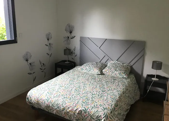 بيت للعطل Maison 2ch, Parking, A 10min De Bx, Calme